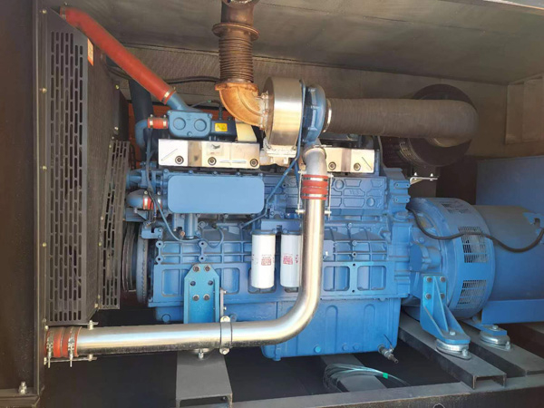 金阳燃油消耗率与进气温度的具体关系是什么？