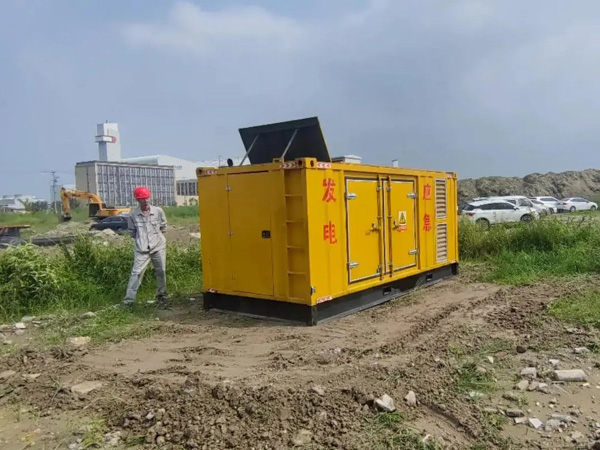 金阳200KW柴油发电机机组每小时的油耗量受哪些因素影响？